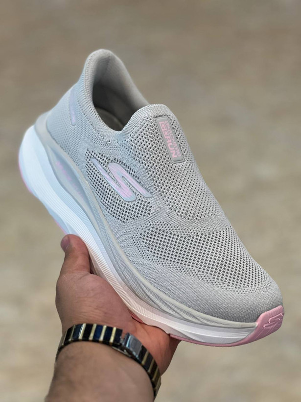 کتونی اسکیچرز نرم و سبک و راحت Skechers Max RUN/بدون بند/سایز ۳۷تا۴۰/فروش بصورت عمده و تک