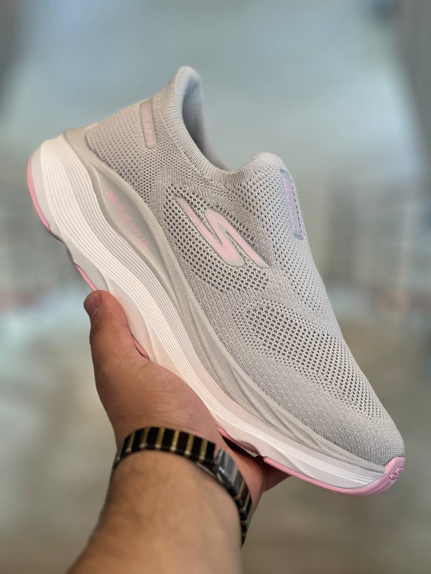 کتونی اسکیچرز نرم و سبک و راحت Skechers Max RUN/بدون بند/سایز ۳۷تا۴۰/فروش بصورت عمده و تک