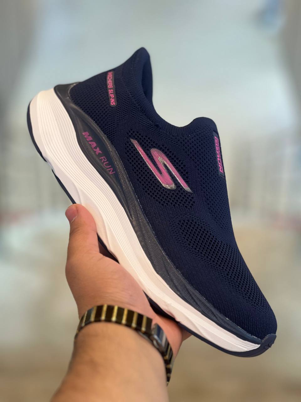 کفش اسکیچرز نرم و سبک و راحت Skechers Max RUN/بدون بند/مستر کوالیتی A/سایز ۳۷تا۴۰/فروش بصورت عمده و تک
