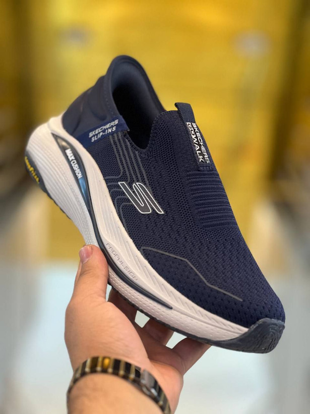 کفش اسکیچرز/ Skechers Slip Ins /رانینگ اسلیپ طبی و سبک و راحت / سایز 40تا 45 / فروش بصورت عمده و تک