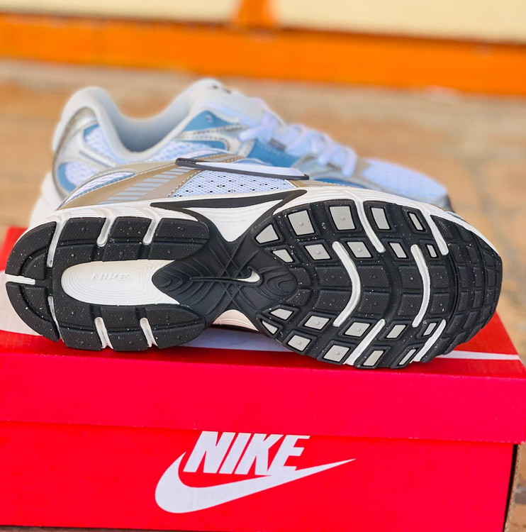 کتونی نایک V5 RNR | مسترکوالیتی ویتنام – راحتی، دوام و استایل در یک قدم