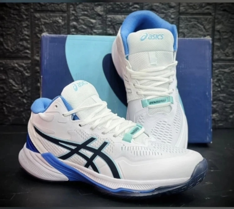 کفش والیبالی اسیکسAsics valiball sky elite