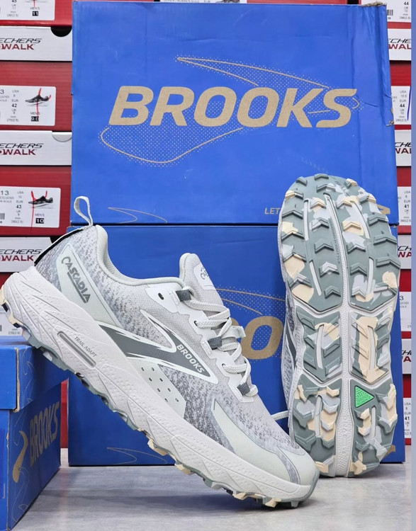 کتونی بروکس کاسکادیا 18 مسترکوالیتی / Brooks Cascadia 18