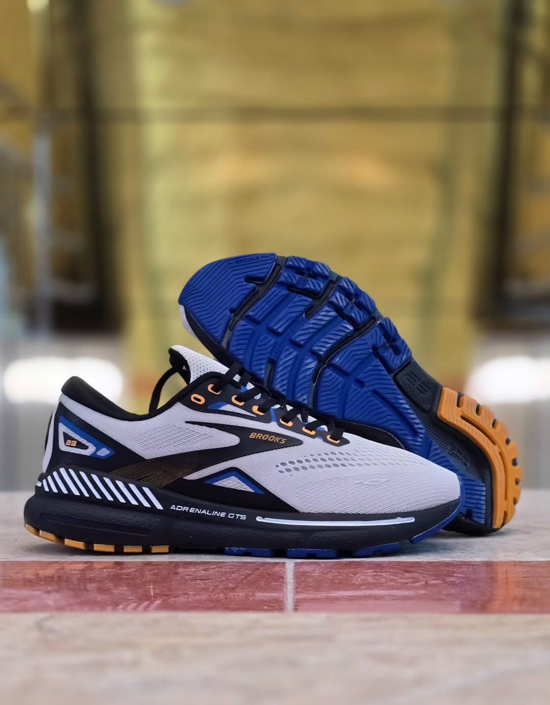 کتونی ویتنامی بروکس آدرنالین جی تی اس ۲۳/ Brooks Adrenaline GTS 23 /ساخت ویتنام/سایز ۴۰ تا ۴۵/ فروش بصورت عمده و تک
