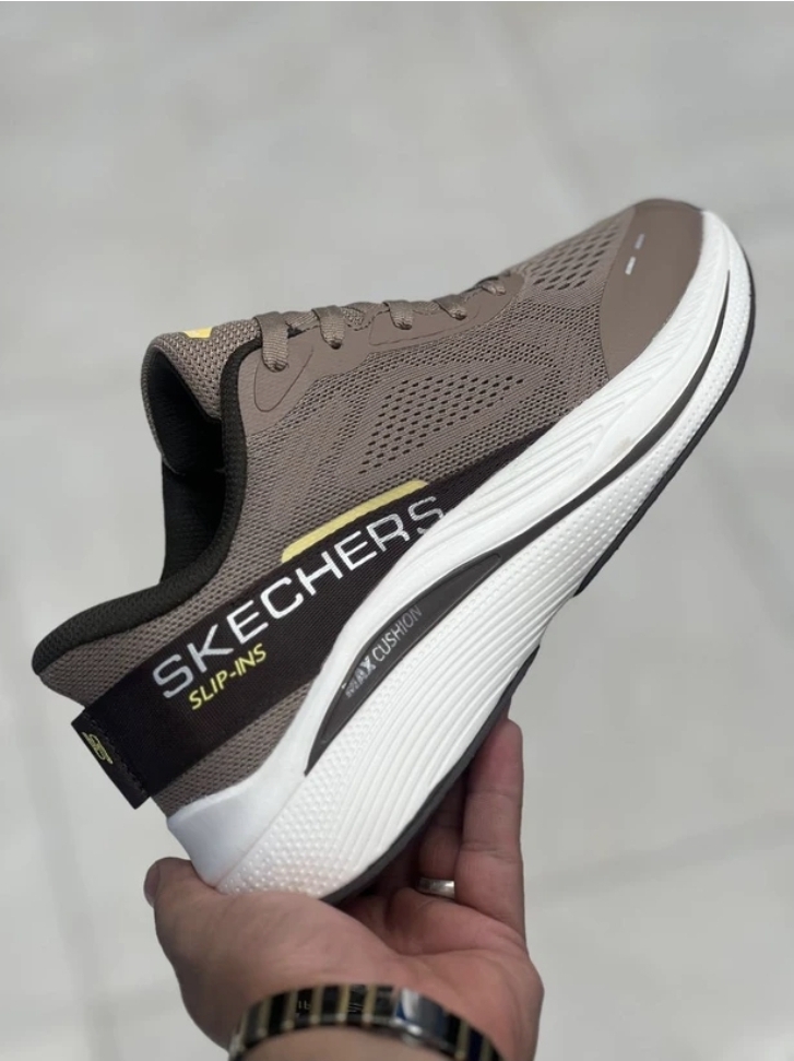 کتونی اسکیچرز رانینگ و پیاده روییskechers max cushioning سایز 40 تا 45 ساخت ویتنام