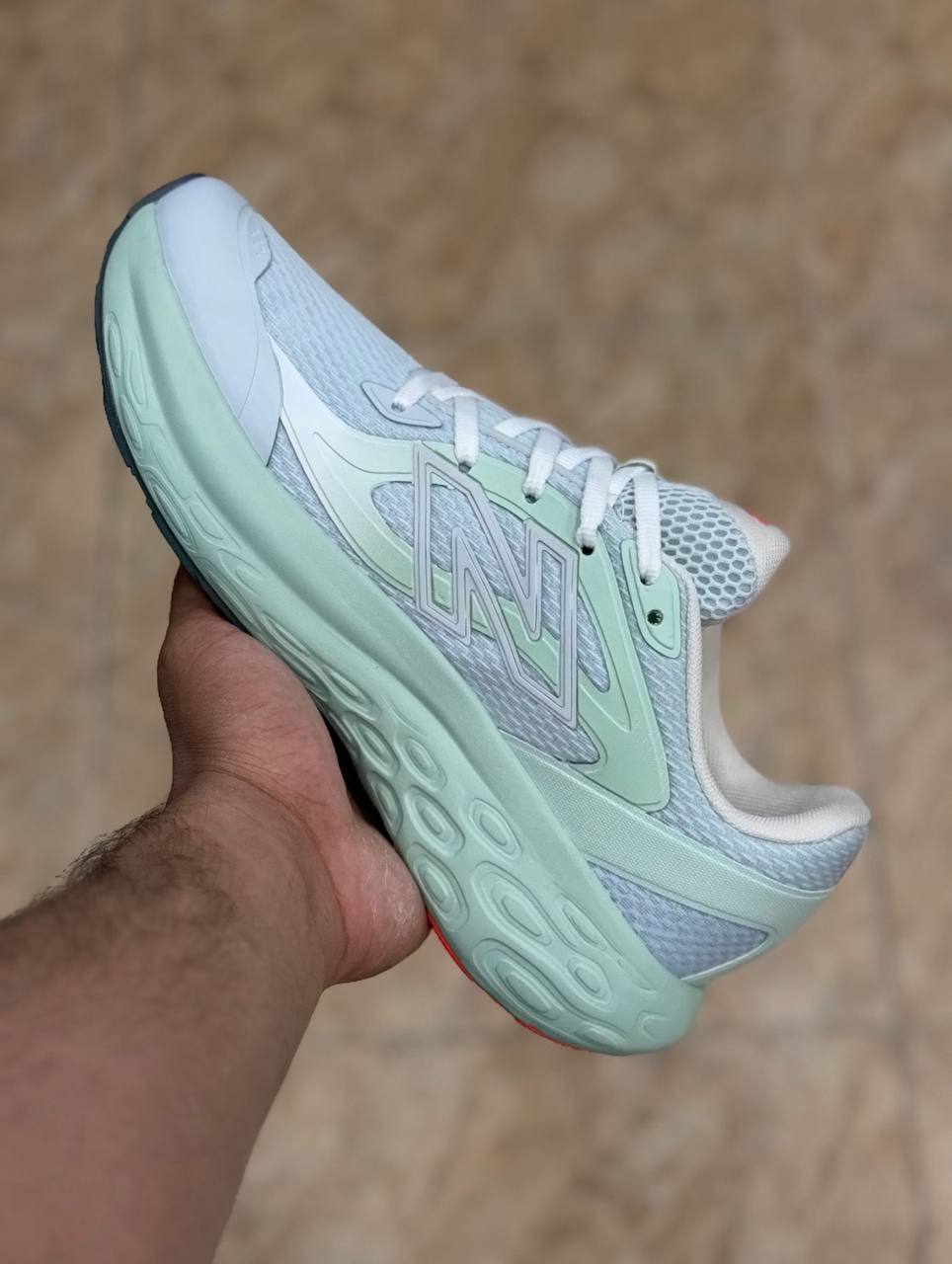 کفش نیوبالانس فرش فومNew balance Fresh Foam | راحتترین کفش پیادهروی و رانینگ مسترکوالیتی ساخت ویتنام سایز ۴۰ تا ۴۵
