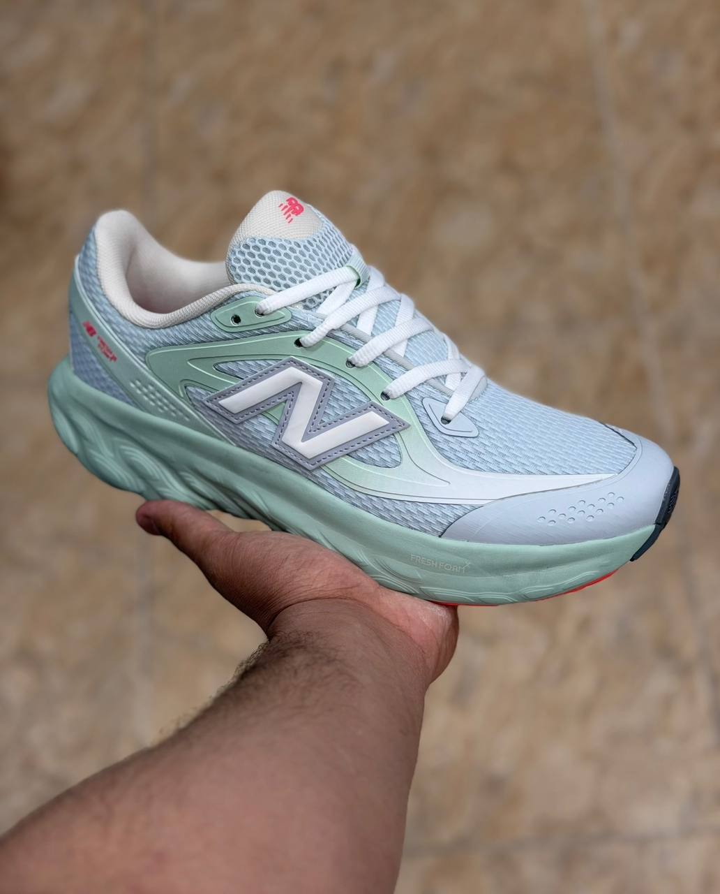 کفش نیوبالانس فرش فومNew balance Fresh Foam | راحتترین کفش پیادهروی و رانینگ مسترکوالیتی ساخت ویتنام سایز ۴۰ تا ۴۵