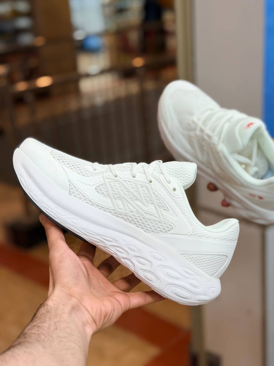 کتونی نیوبالانس New balance Fresh Foam | راحتترین کفش پیادهروی و رانینگ مسترکوالیتی ساخت ویتنام سایز ۴۰ تا ۴۵