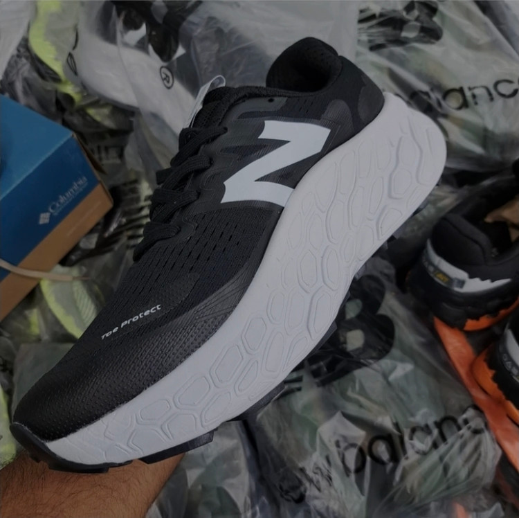 کتونی نیوبالانس فرش فوم تریل وی ۳/New balance fresh foam x more trail v3