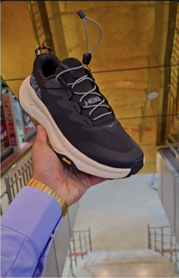کتونی هوکا ترنسپورت مسترکوالیتی/ زیره ویبرام ضد آب/سایز 40 تا 45/Hoka transport vibram/فروش عمده و تک