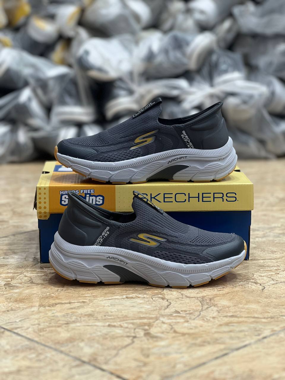 کتونی اسکیچرز / Skechers Slip Ins / اسلیپ طبی و سبک و راحت / سایز 40تا 45 / فروش بصورت عمده و تک