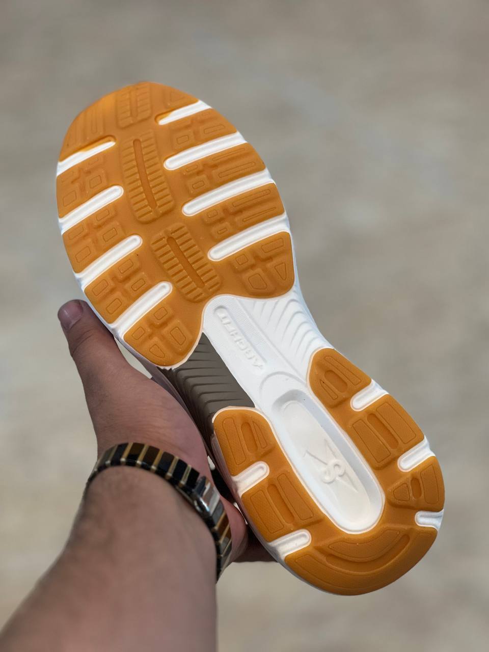 کفش اسکیچرز / Skechers Slip Ins / اسلیپ طبی و سبک و راحت / سایز 40تا 45 / فروش بصورت عمده و تک