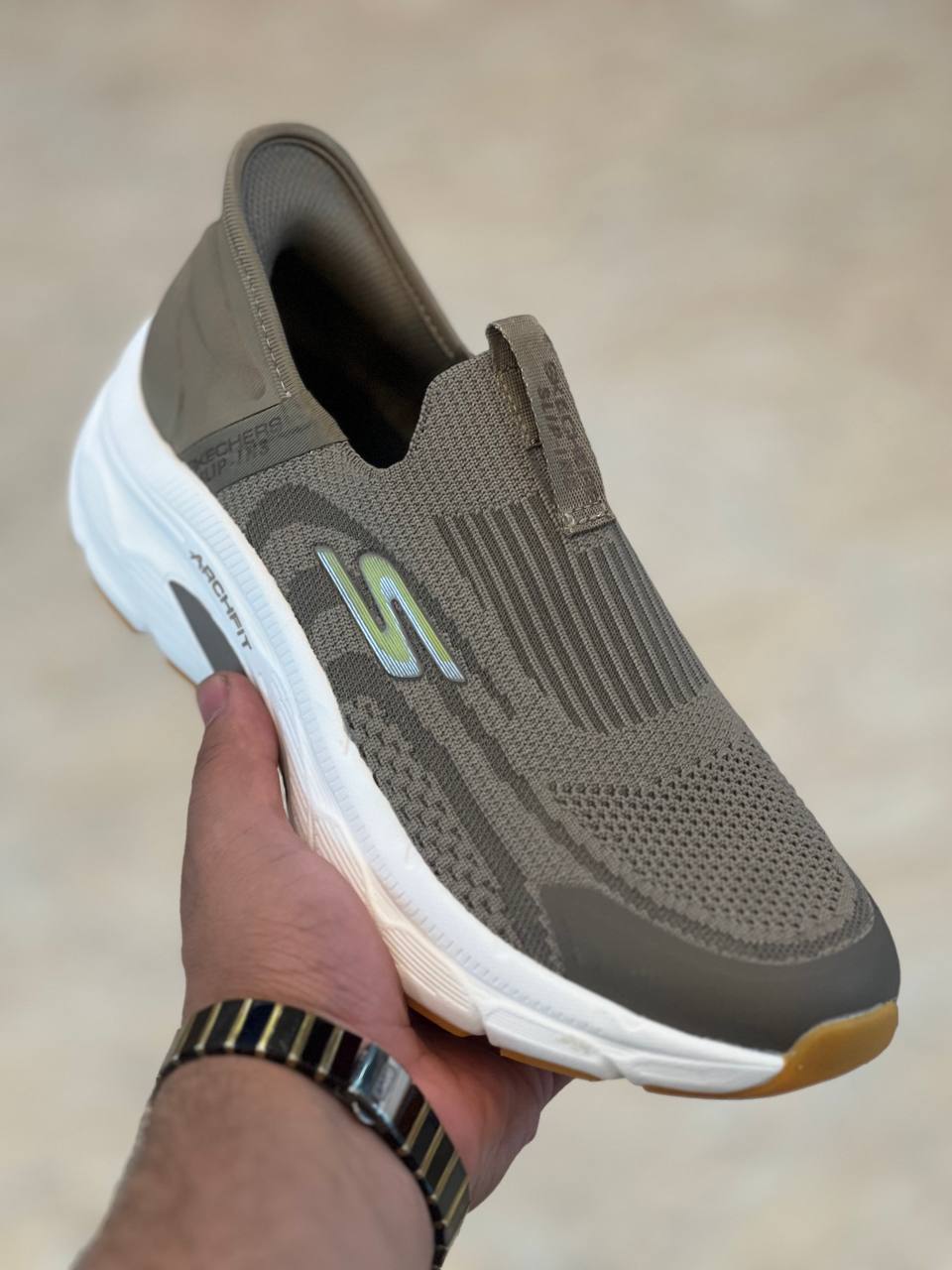 کفش اسکیچرز / Skechers Slip Ins / اسلیپ طبی و سبک و راحت / سایز 40تا 45 / فروش بصورت عمده و تک