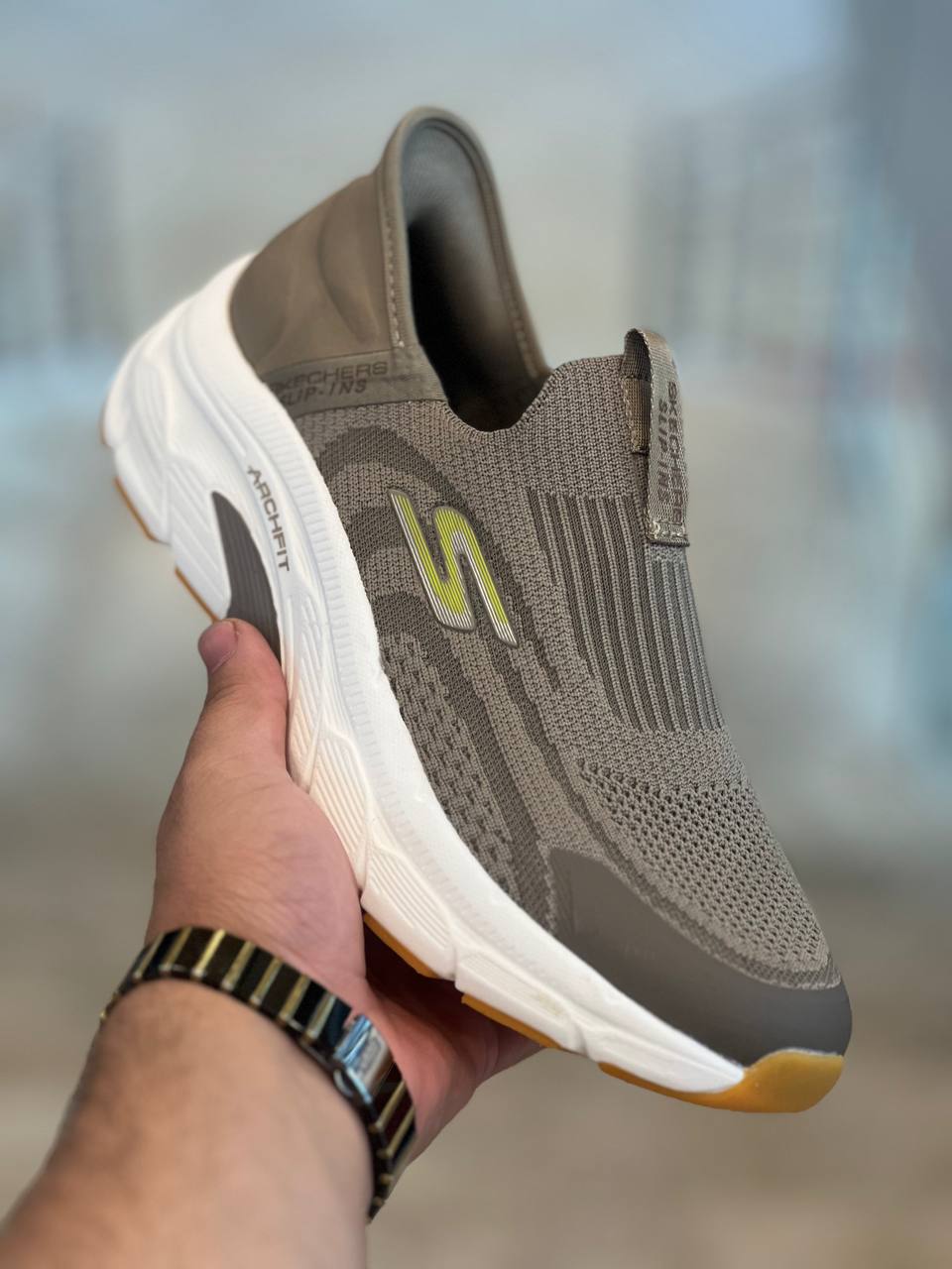 کفش اسکیچرز / Skechers Slip Ins / اسلیپ طبی و سبک و راحت / سایز 40تا 45 / فروش بصورت عمده و تک