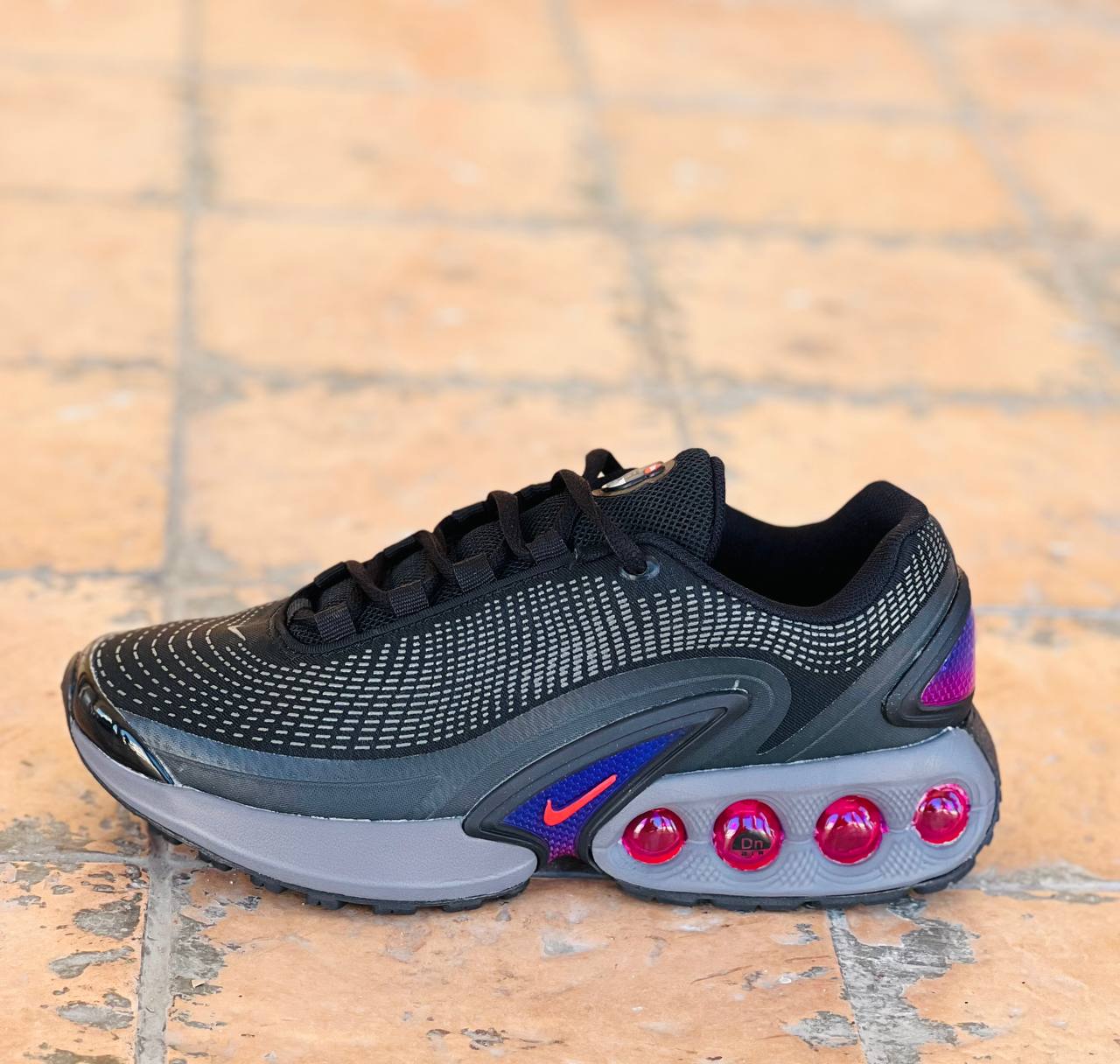 کتونی نایک ایر مکس تی ان، ساخت ویتنام Nike Air Max Tn سایز ۴۰ تا ۴۵ فروش عمده و تک