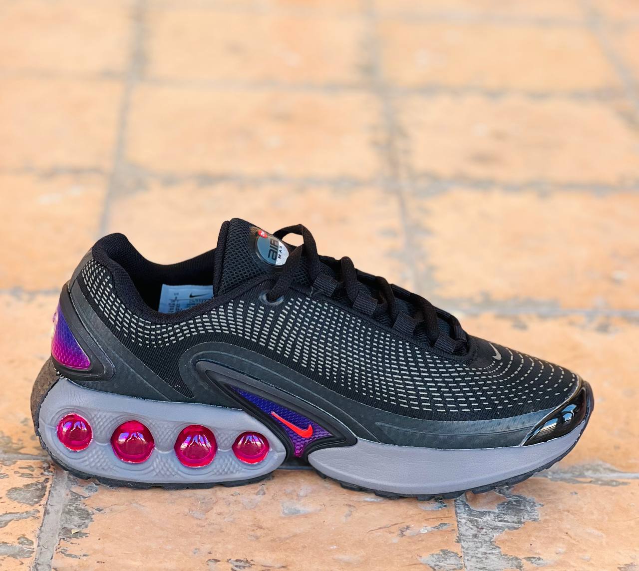 کتونی نایک ایر مکس تی ان، ساخت ویتنام Nike Air Max Tn سایز ۴۰ تا ۴۵ فروش عمده و تک