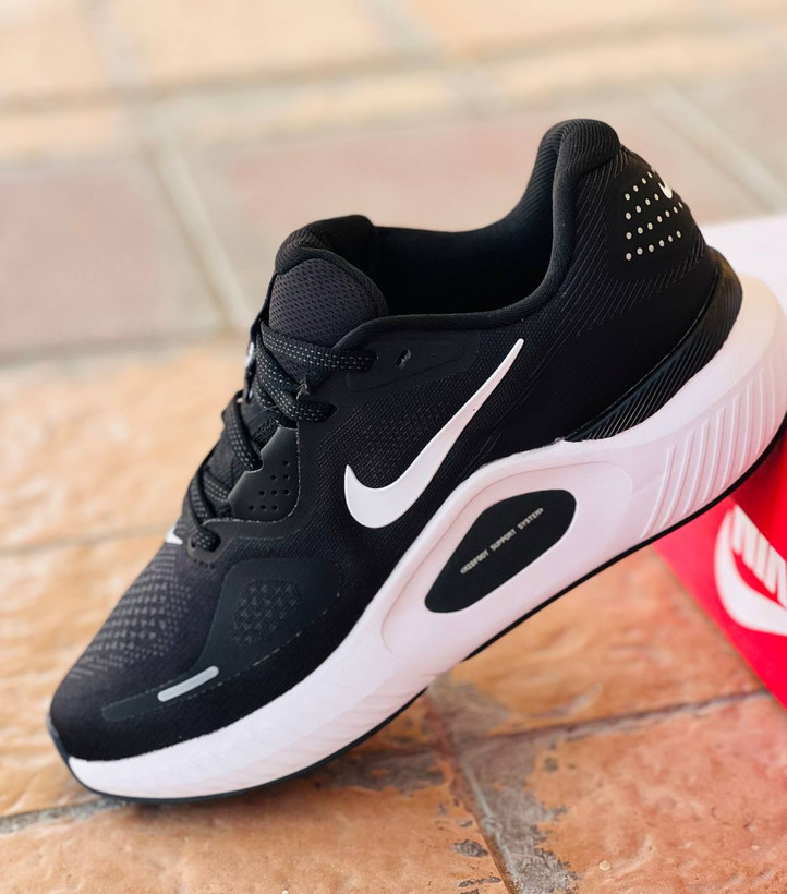 کتونی نایک استراکچر 26 مسترکوالیتی /سایز 38 الی 45/ Nike Structure 26/ فروش عمده و تک