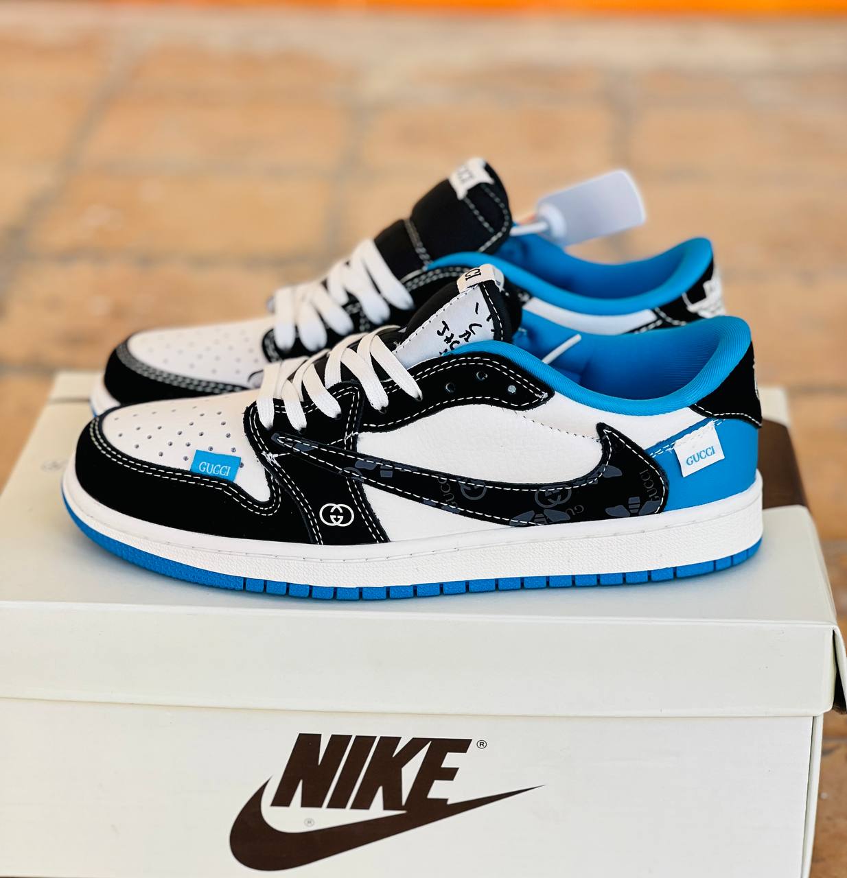 کتونی ویتنامی نایک ایر جردن 1 تراویس اسکات مسترکوالیتی /سایز 40 الی 45/Air jordan 1 High Travis Scot/فروش عمده و تک