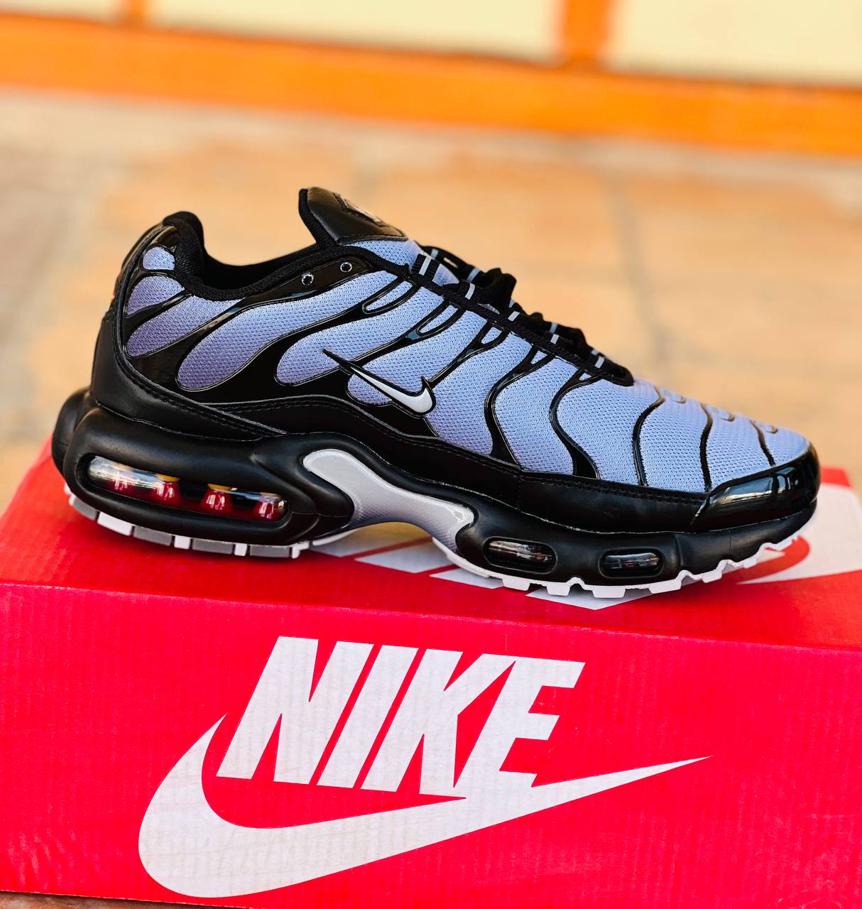 کتونی نایک ایرمکس پلاس/ساخت ویتنام / سایز 40 الی 45 /Nike Air Max Plus SE / فروش عمده و تک