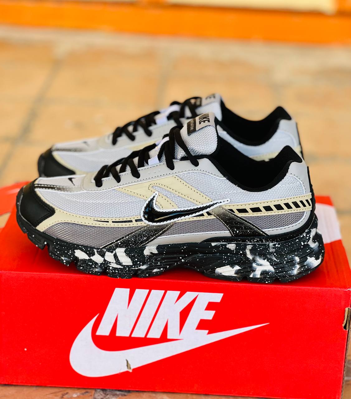 کفش نایک انیتیتاتور Nike Initiator /سایز 40تا ۴۵/ ساخت ویتنام / فروش عمده و تک