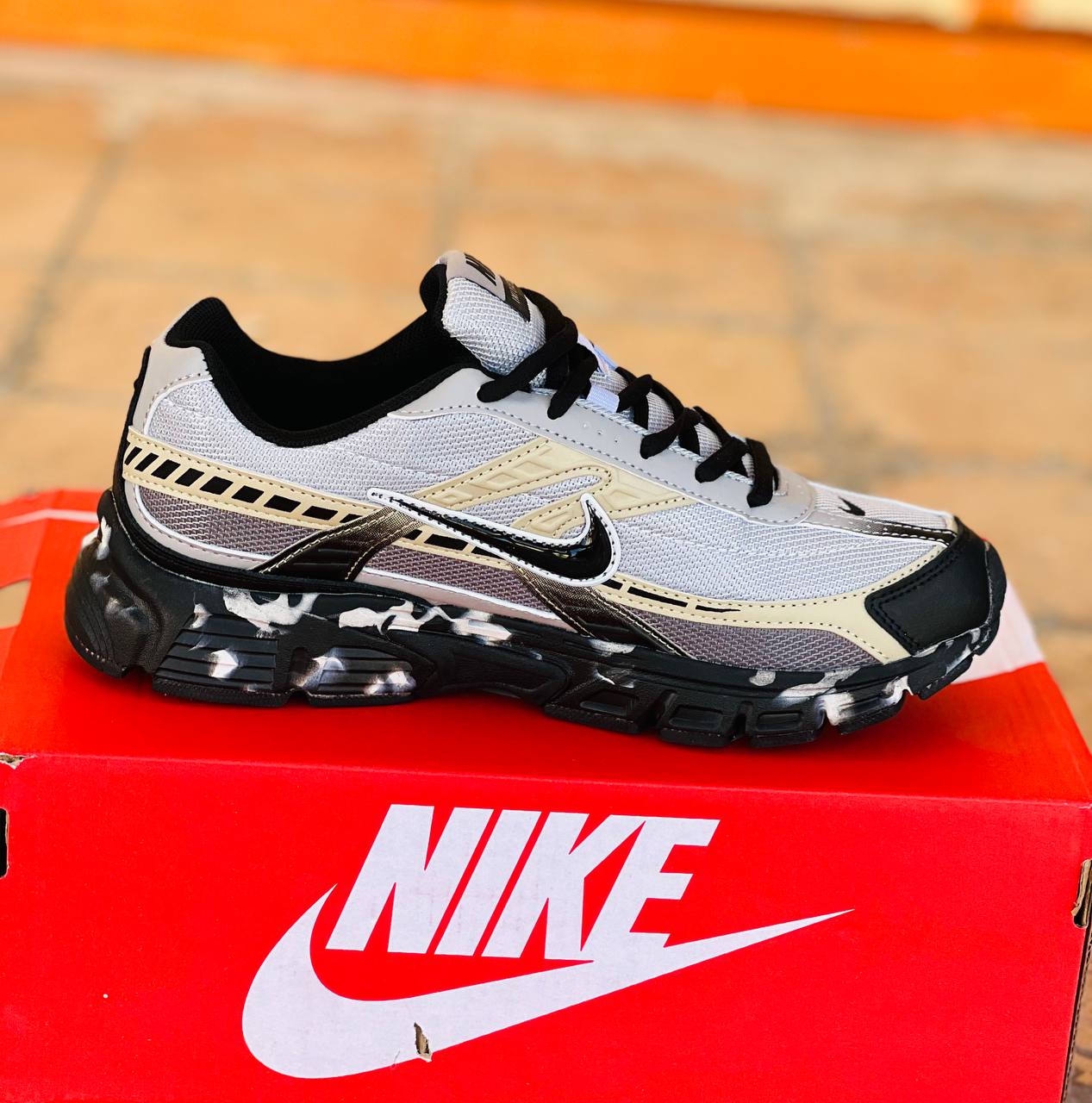 کفش نایک انیتیتاتور Nike Initiator /سایز 40تا ۴۵/ ساخت ویتنام / فروش عمده و تک