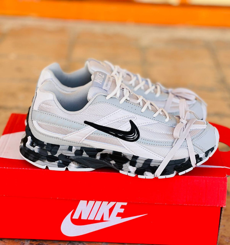 کتونی نایک انیتیتاتور Nike Initiator /سایز 40تا ۴۵/ ساخت ویتنام / فروش عمده و تک