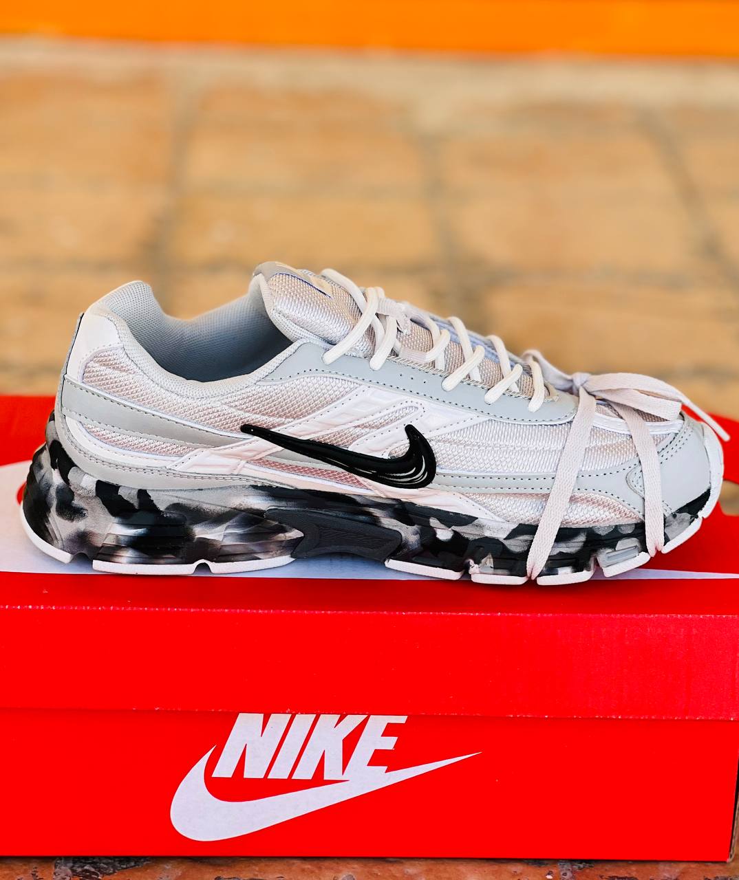 کتونی نایک انیتیتاتور Nike Initiator /سایز 40تا ۴۵/ ساخت ویتنام / فروش عمده و تک