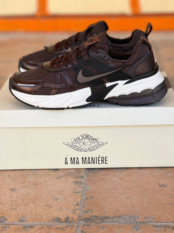 کفش نایک وی تو کی/Nike V2k Run