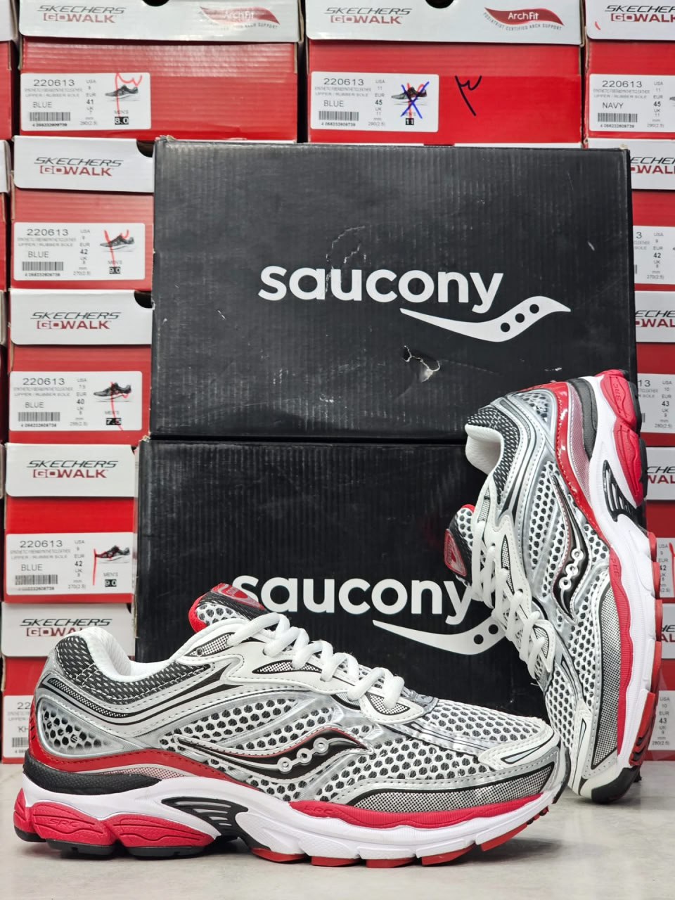 کتونی ویتنامی ساکونی تور درشت9 saucony omniساخت ویتنام مستر کوالیتی سایز ۴۰ تا ۴۵، فروش بصورت عمده و تک .
