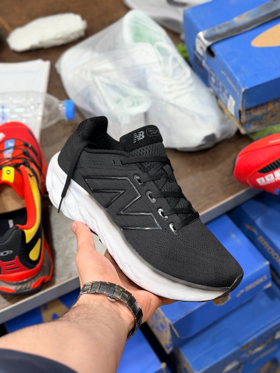 کفش نیوبالانس New balance Fresh Foam 1080| راحتترین کفش پیادهروی و رانینگ مسترکوالیتی ساخت ویتنام سایز ۴۰ تا ۴۵