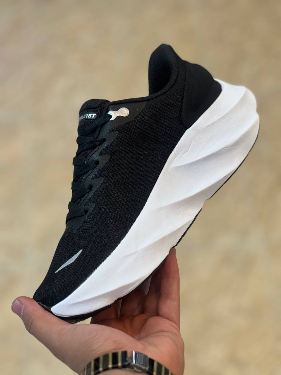 کتونی اسکیچرزSkechers Aeru Burst/ ساخت ویتنام سایز 37تا45/فروش عمده و تک /ست جذاب