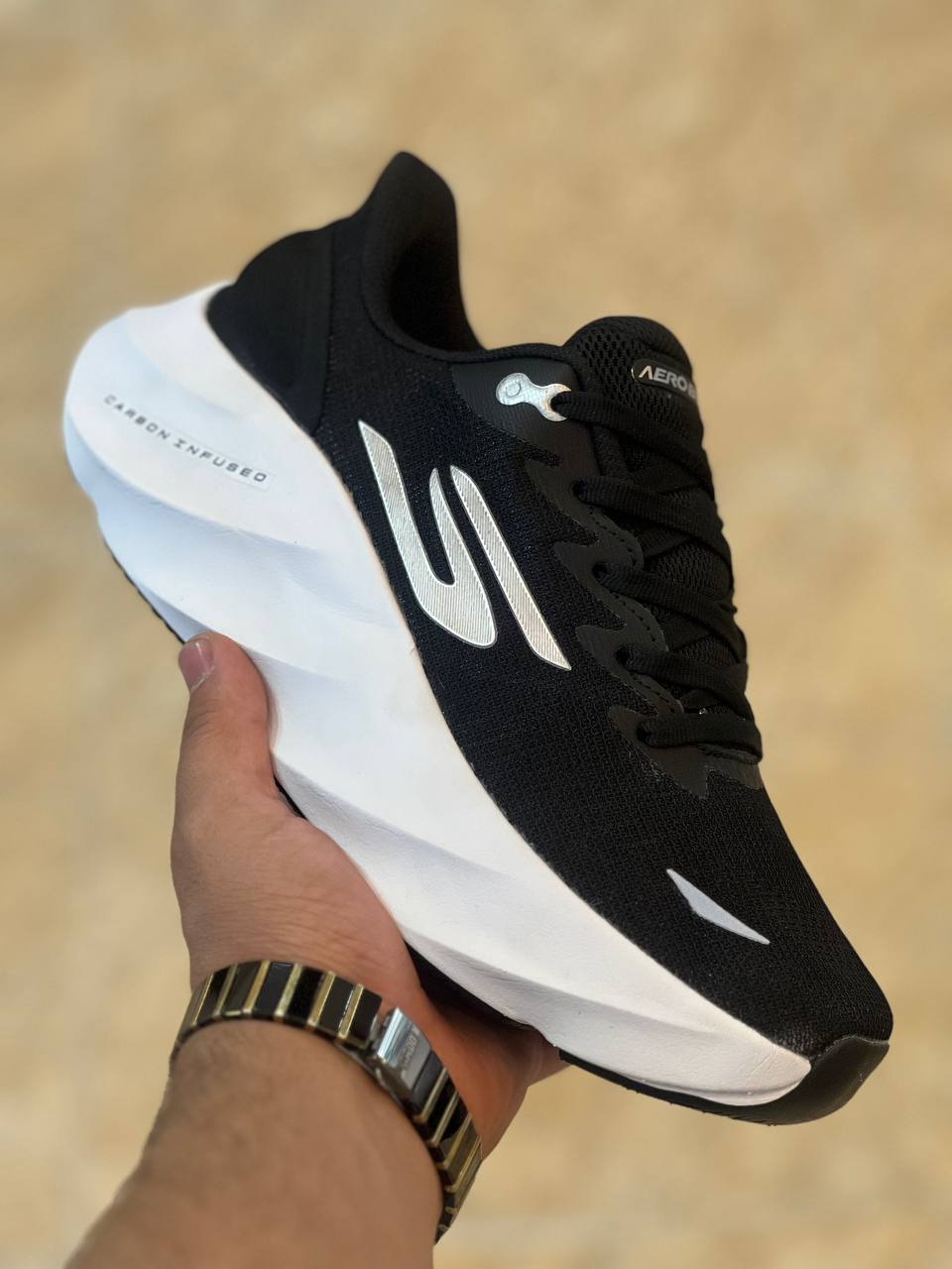 کتونی اسکیچرزSkechers Aeru Burst/ ساخت ویتنام سایز 37تا45/فروش عمده و تک /ست جذاب