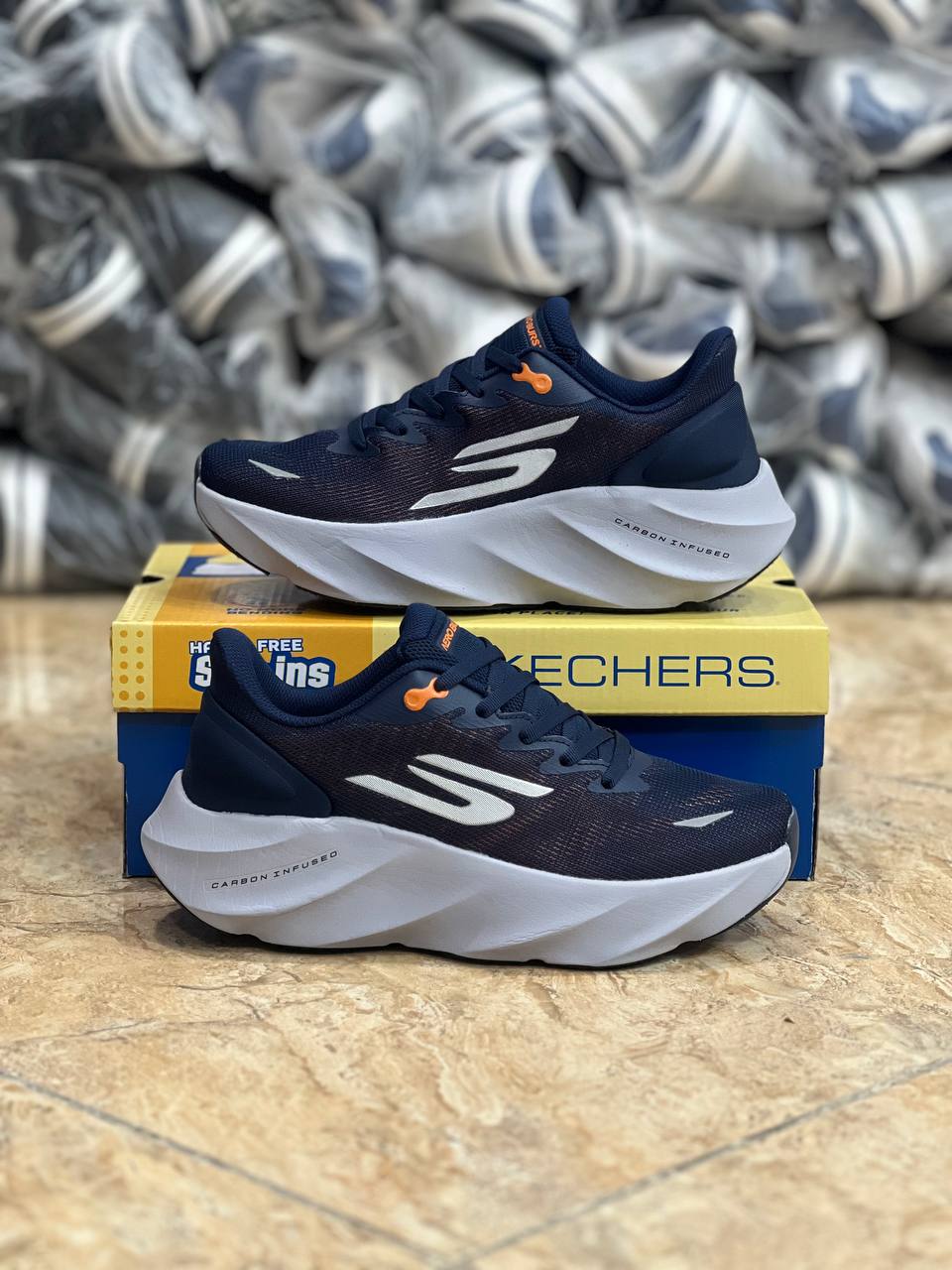 کتونی اسکیچرزSkechers Aeru Burst/ ساخت ویتنام /نرم و سبک و راحت/سایز ۴۰تا ۴۵/فروش عمده و تک