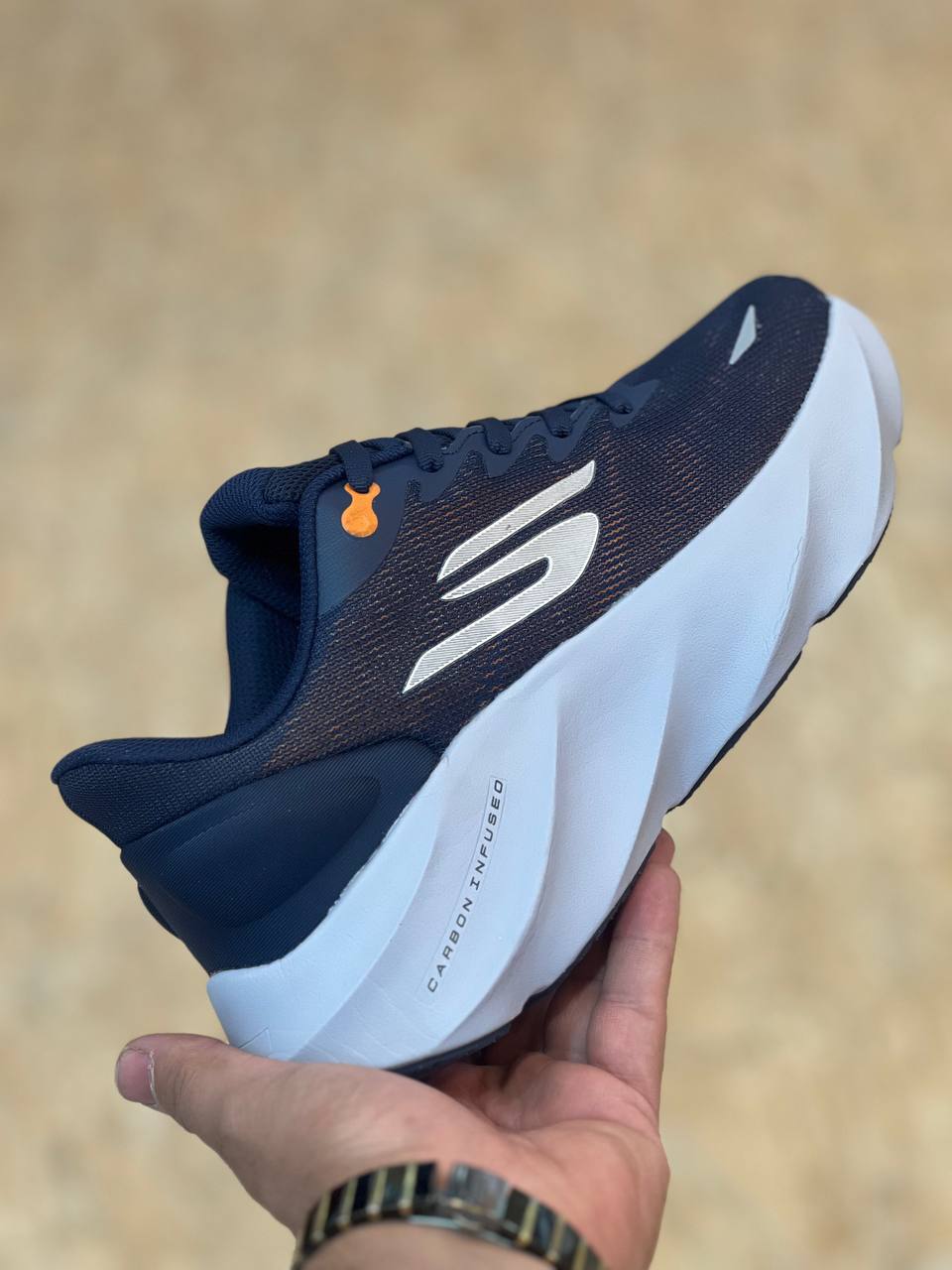 کتونی اسکیچرزSkechers Aeru Burst/ ساخت ویتنام /نرم و سبک و راحت/سایز ۴۰تا ۴۵/فروش عمده و تک