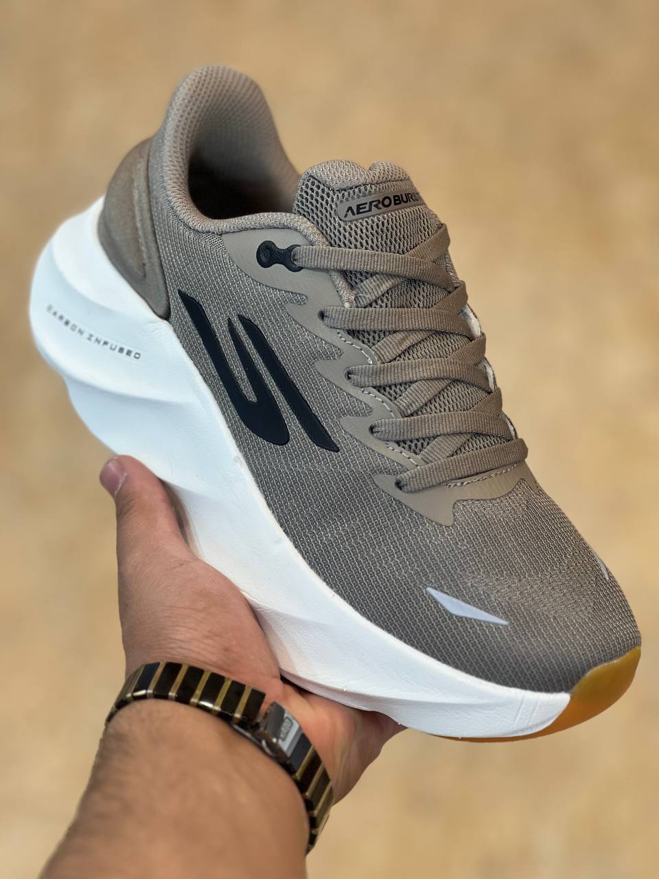کفش اسکیچرزSkechers Aeru Burst/ ساخت ویتنام /نرم و سبک و راحت/سایز ۴۰تا ۴۵/فروش عمده و تک