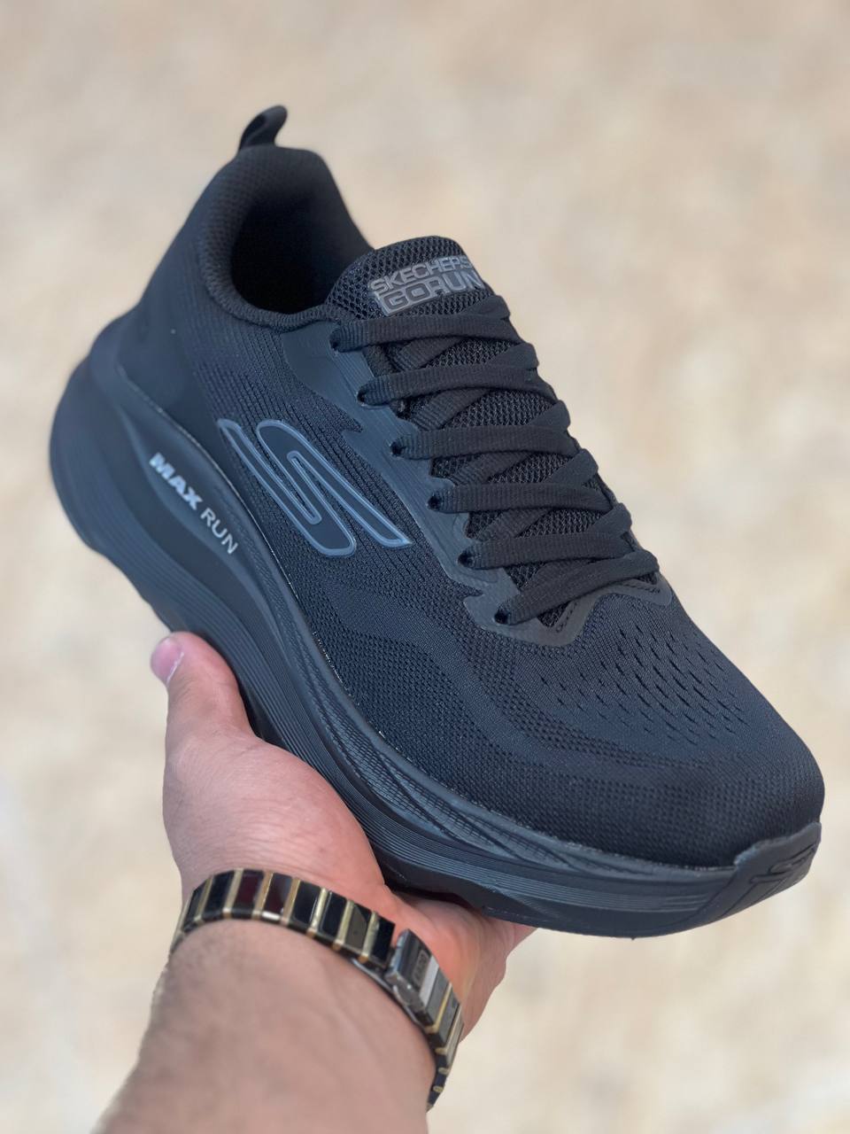 کفش اسکیچرز مکس ران Skechers Max RUN /سبک طبی و راحت /جعبه و بارکد دار/سایز ۴۰تا۴۵