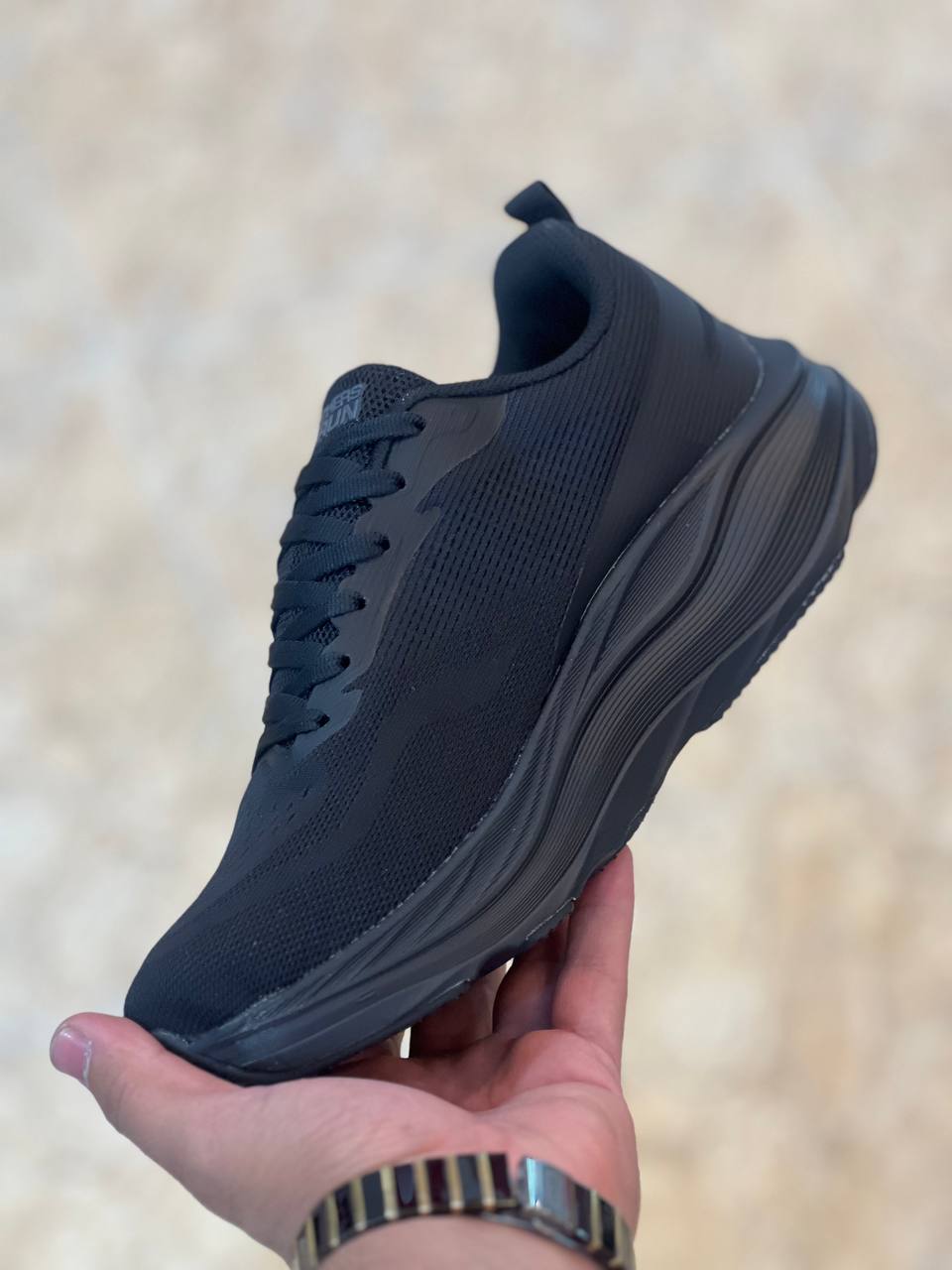 کفش اسکیچرز مکس ران Skechers Max RUN /سبک طبی و راحت /جعبه و بارکد دار/سایز ۴۰تا۴۵