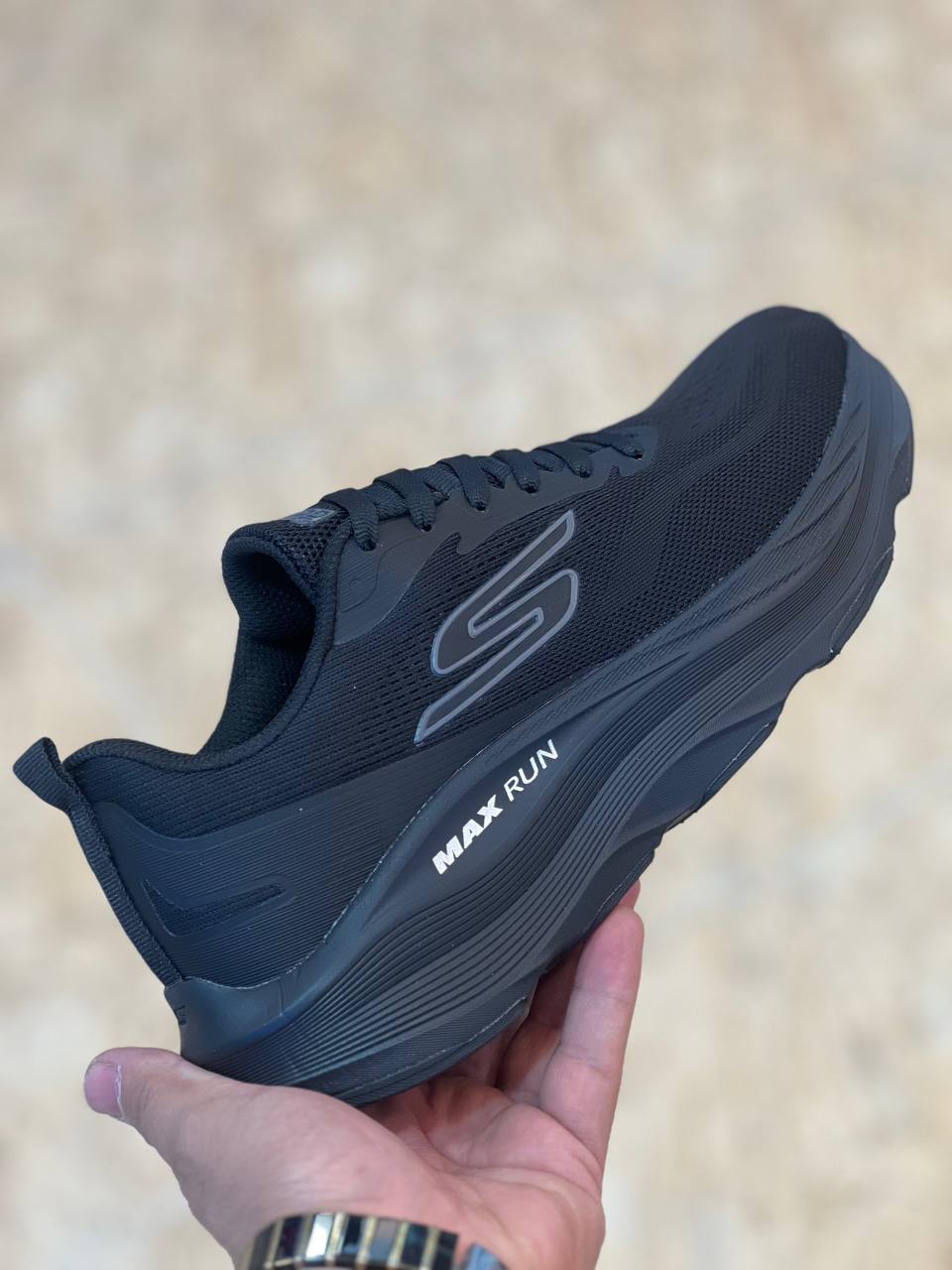 کفش اسکیچرز مکس ران Skechers Max RUN /سبک طبی و راحت /جعبه و بارکد دار/سایز ۴۰تا۴۵