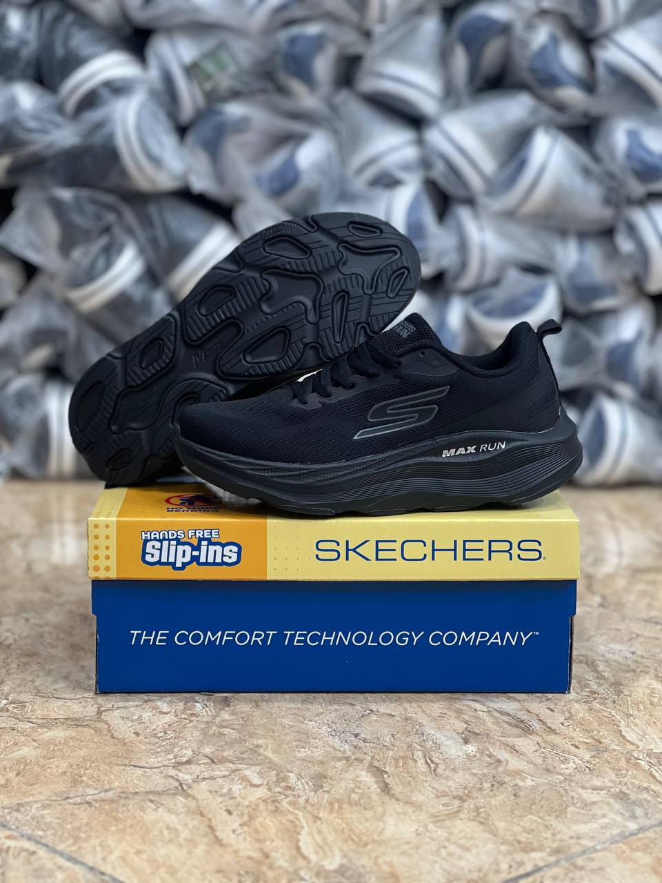 کفش اسکیچرز مکس ران Skechers Max RUN /سبک طبی و راحت /جعبه و بارکد دار/سایز ۴۰تا۴۵