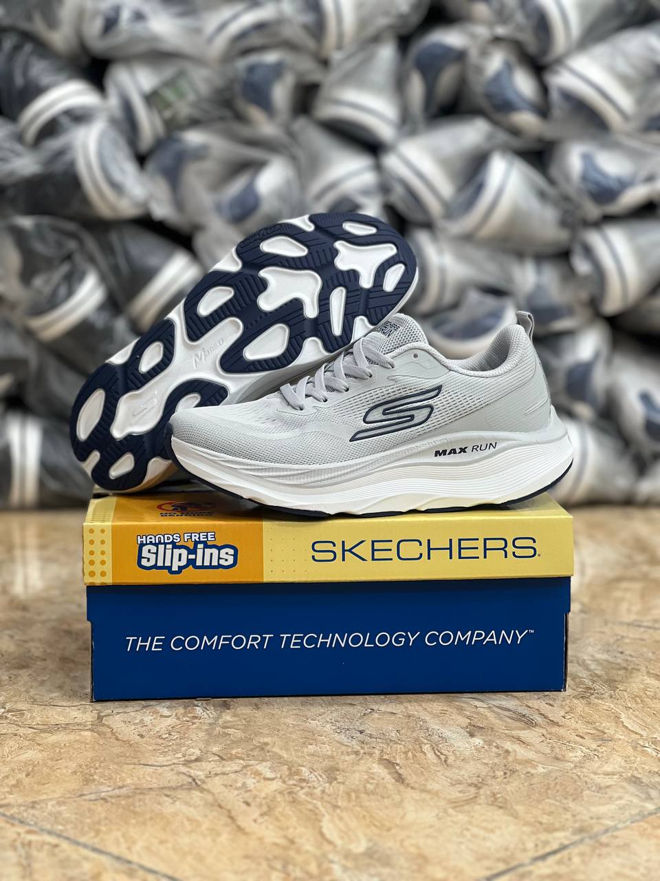 کتونی اسکیچرز مکس ران Skechers Max RUN /سبک طبی و راحت /جعبه و بارکد دار/سایز ۴۰تا۴۵