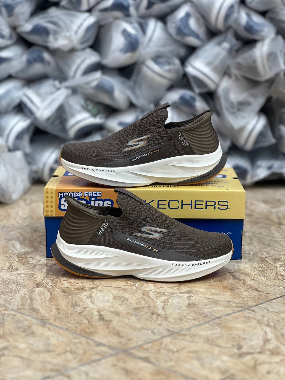 کفش اسکیچرز Skechers Slip-ins ساخت ویتنام سایز:40تا 45 فروش عمده و تک