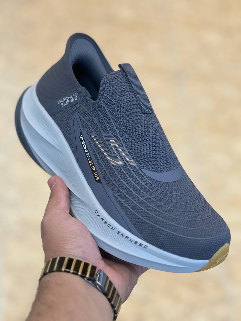 کتونی اسکیچرز Skechers Slip-ins ساخت ویتنام سایز:40تا 45 فروش عمده و تک
