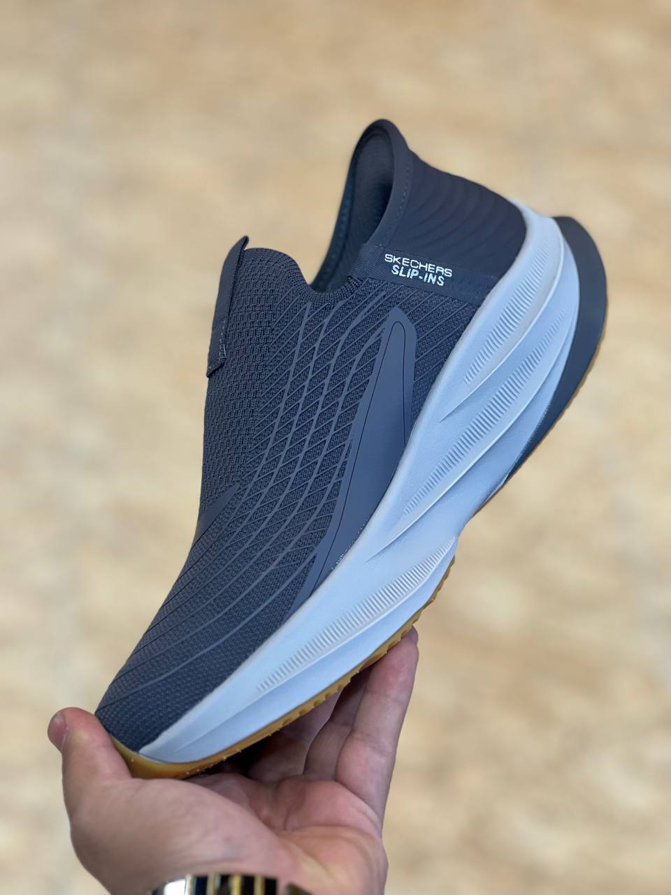 کتونی اسکیچرز Skechers Slip-ins ساخت ویتنام سایز:40تا 45 فروش عمده و تک