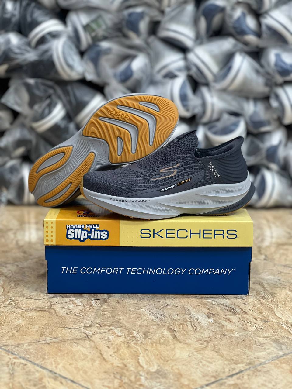 کتونی اسکیچرز Skechers Slip-ins ساخت ویتنام سایز:40تا 45 فروش عمده و تک