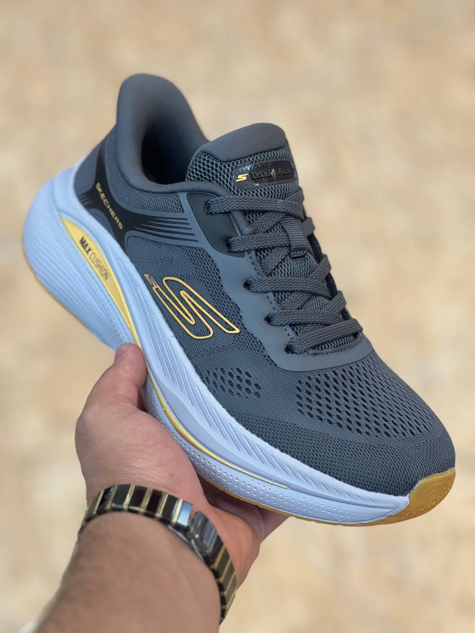 کتونی اسکیچرز مکس کوشن skechers max cushioning سایز 40 تا 45 ساخت ویتنام فروش عمده و تک