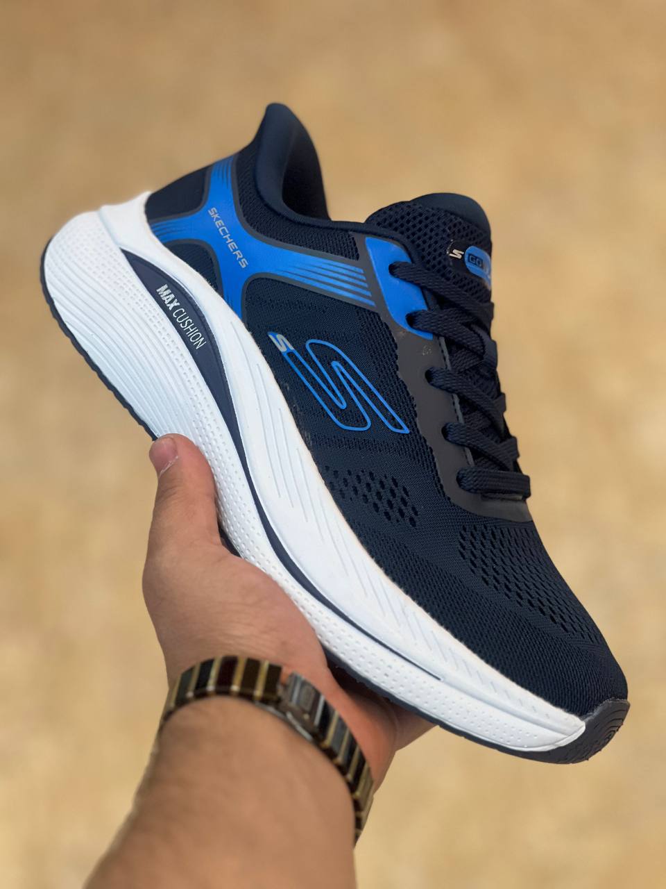 کتونی ویتنامی اسکیچرز مکس کوشن skechers max cushioning سایز 40 تا 45 ساخت ویتنام فروش عمده و تک