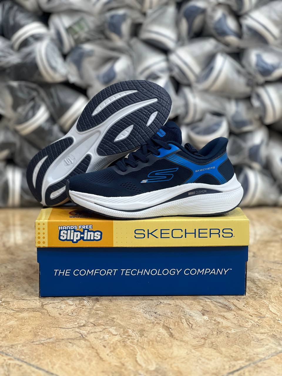کتونی ویتنامی اسکیچرز مکس کوشن skechers max cushioning سایز 40 تا 45 ساخت ویتنام فروش عمده و تک