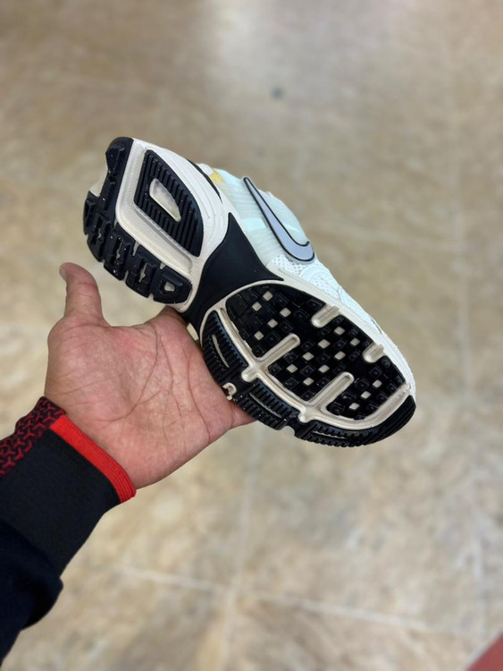 کتونی نایک وی تو کی Nike V2k Run