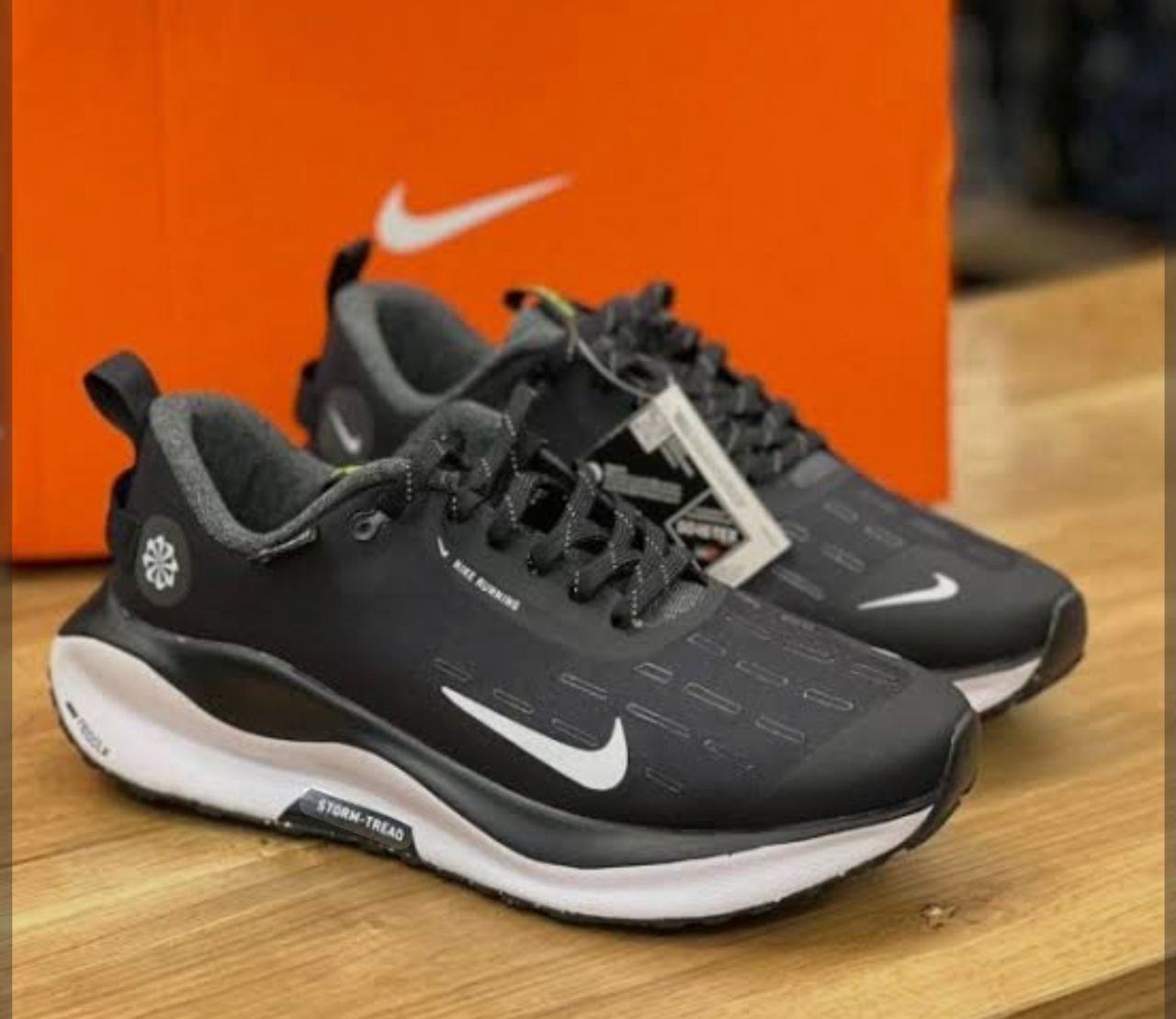 کتونی نایک گورتکس اینفینیتی فروش بصورت عمده و تک سایز ۴۰ تا ۴۵. تضمین کالا Nike React infinity Run 4 Gore_tex