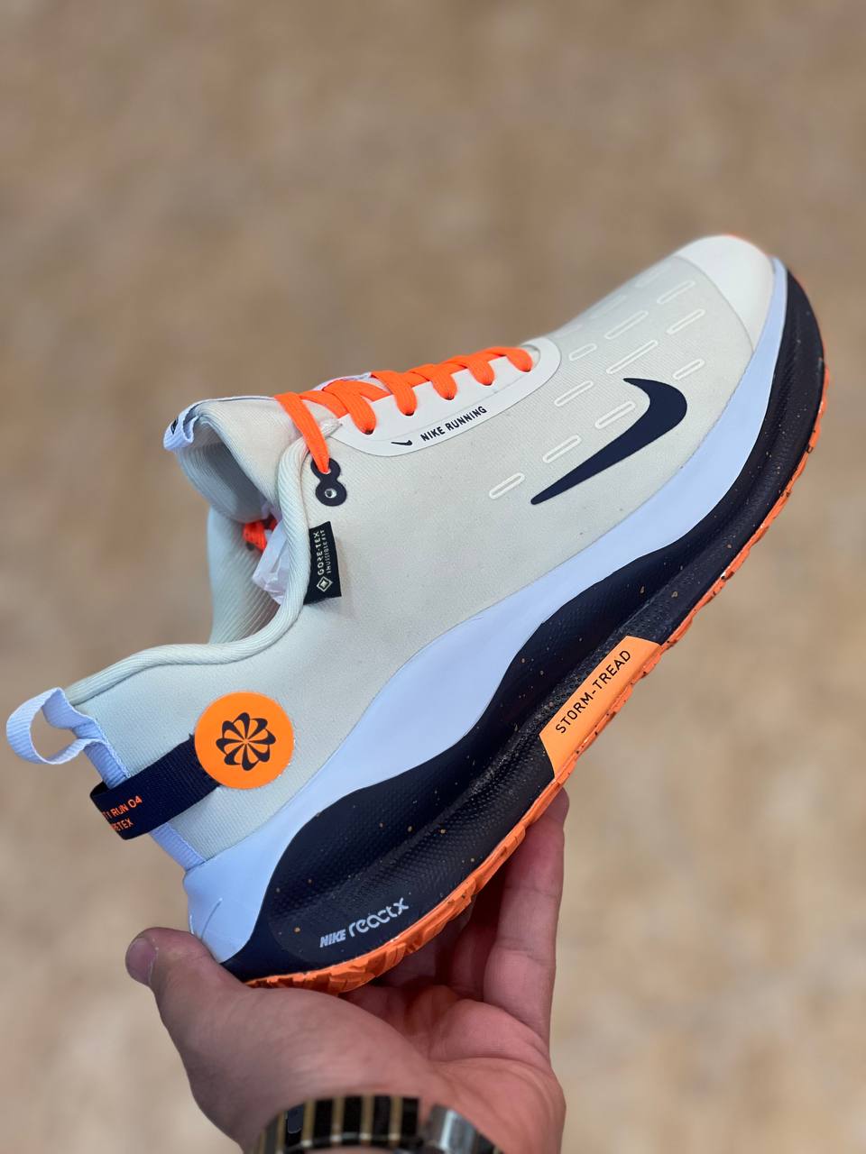 کتونی نایک گورتکس اینفینیتیNike React infinity Run 4 Gore_tex فروش بصورت عمده و تک سایز ۴۰ تا ۴۵. تضمین کالا